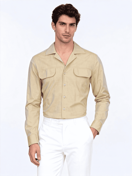 Man wearing beige shirt with white trousers smart casual summer outfit